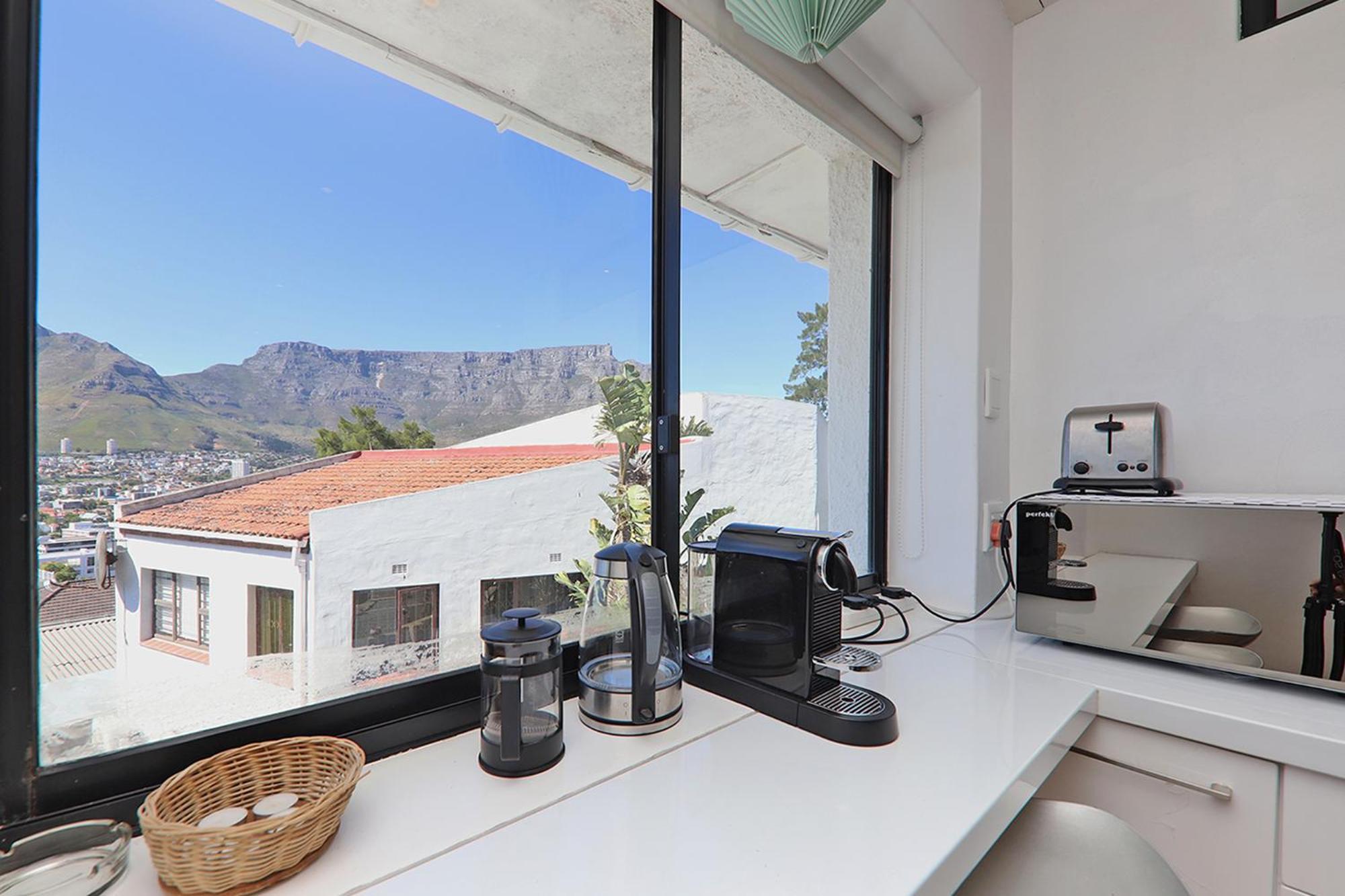 8 On Upper Bloem * Kapstadt